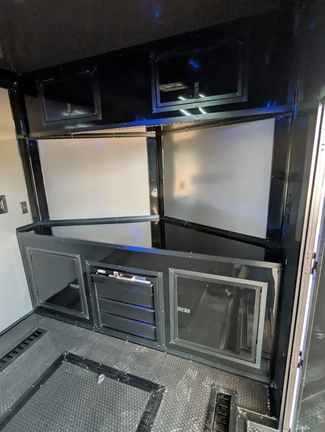 8.5x28TA3 Coast to Coast Black Blackout Race Trailer for Sale – product view 6