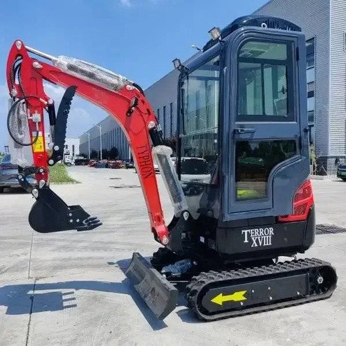 TYPHON TERROR XVIII Mini Excavator 4000lbs KUBOTA D902 + 12 inch BUCKET