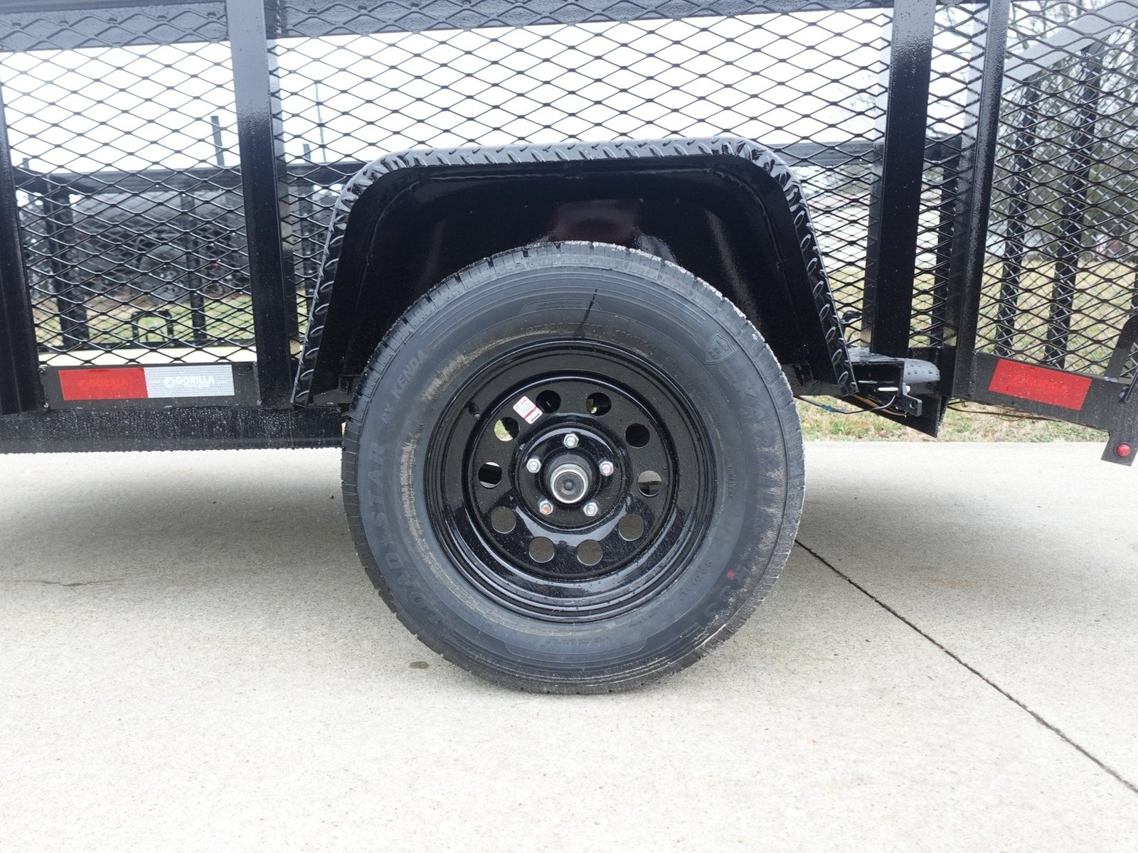 5x10 Dovetail Utility Trailer 2ft Mesh sides 3500lb Axle - Image 4