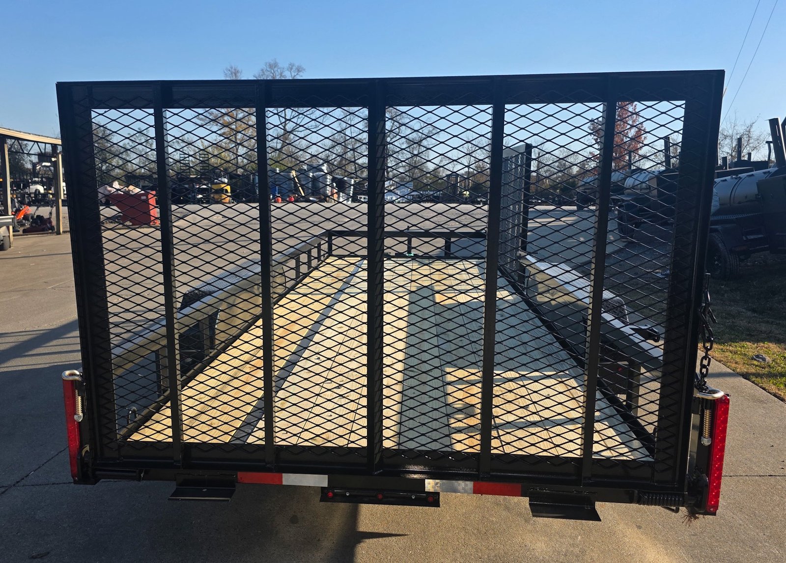 6.4x18 Straight Deck Utility Trailer with Side Gate (2) 3,500lb Axle - Image 7