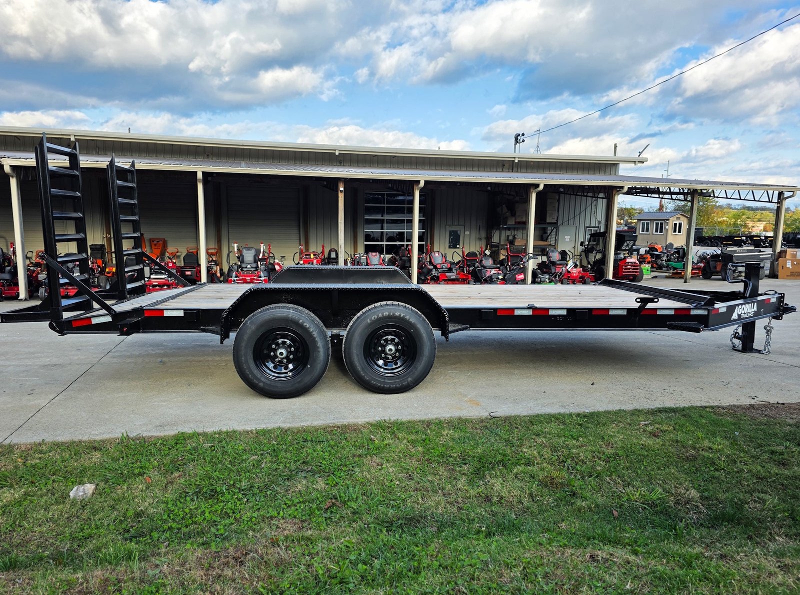 7' x 18' I-Beam Equipment Trailer (2) 7K Axles Stand-Up Ramps 14K GVWR - Image 6