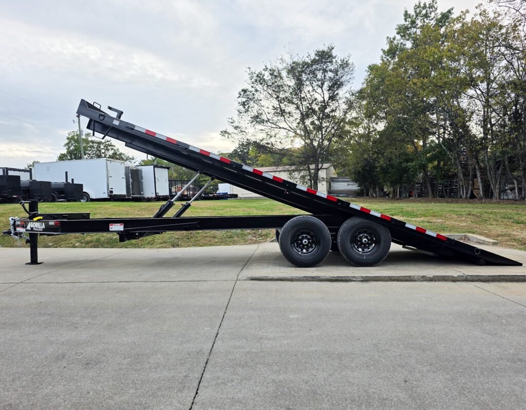 8.5x22 Deckover Hydraulic Tilt Trailer (2) 7,000K Axles 14k GVWR