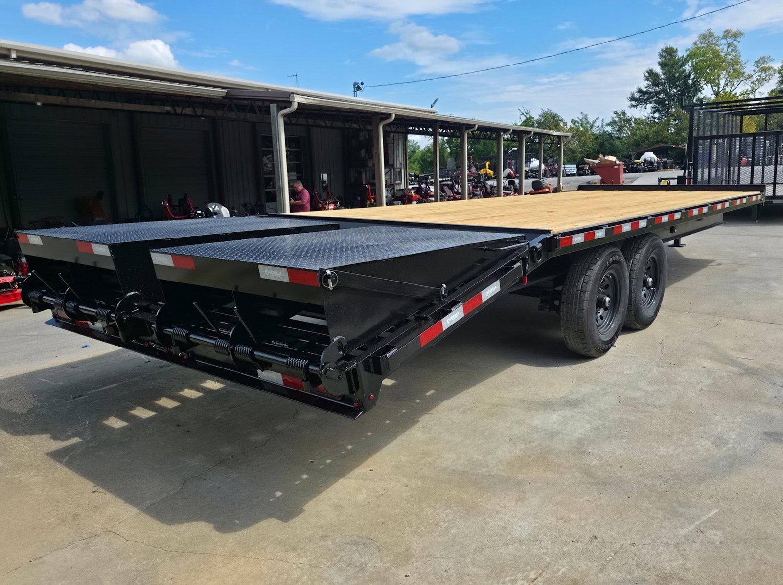 8.5x25 IBeam Deckover Trailer DoveTail (2) 7K Axles King Kong Ramps 14k GVWR - Image 7